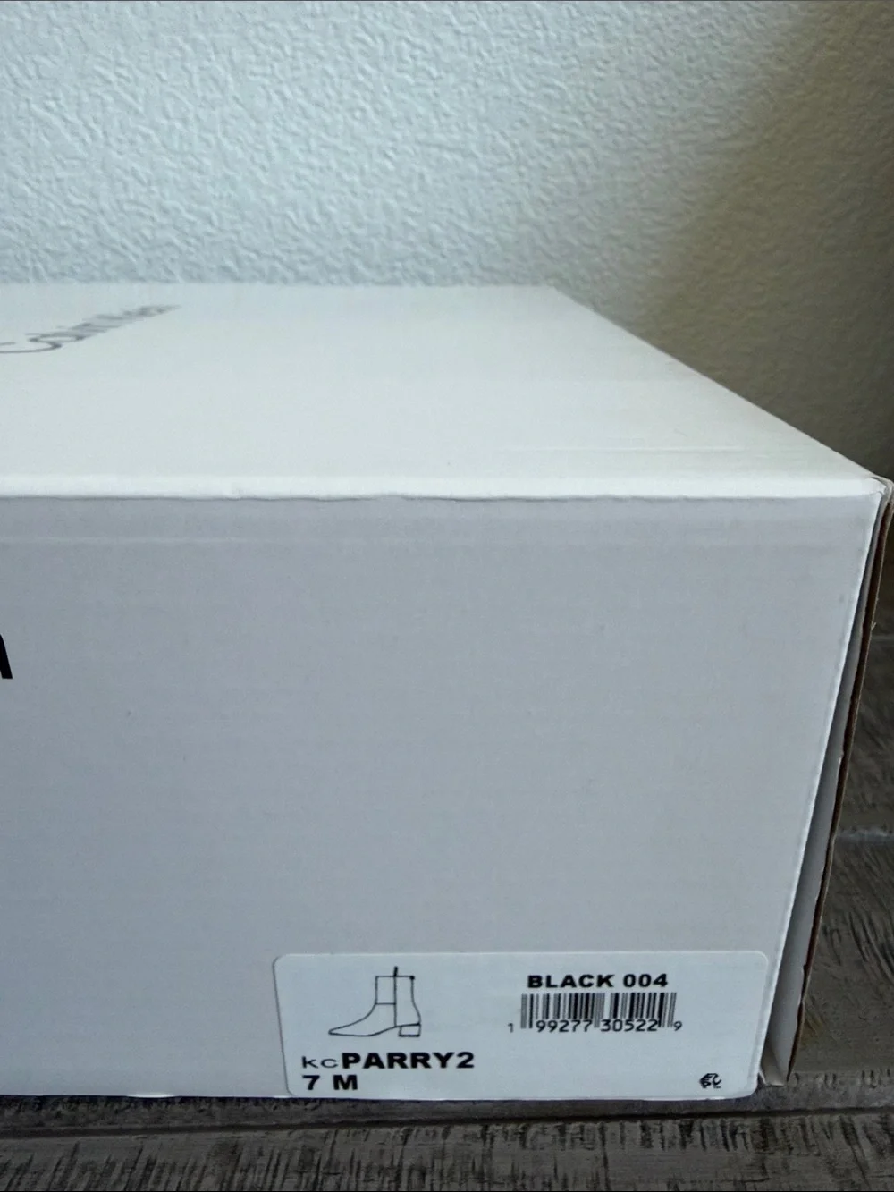 Calvin Klein Women's Parry Block Heel Ankle Booties NIB